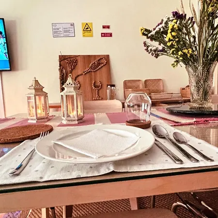 Majesticlara Bed & Breakfast